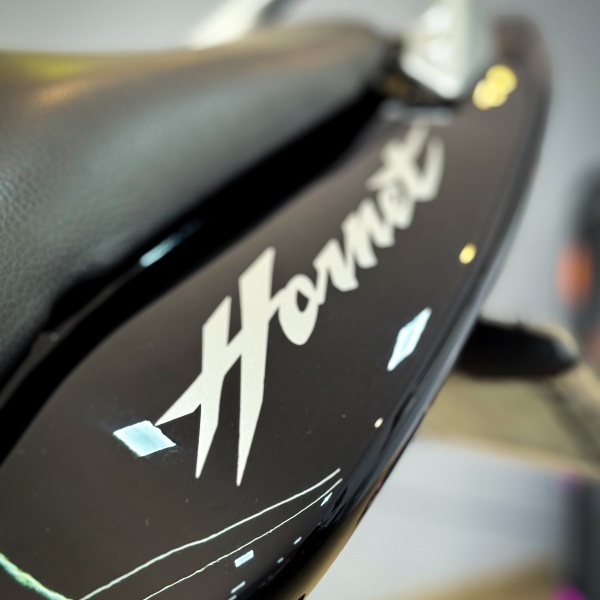 Hornet 600 Carburada