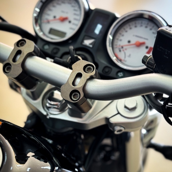 Hornet 600 Carburada